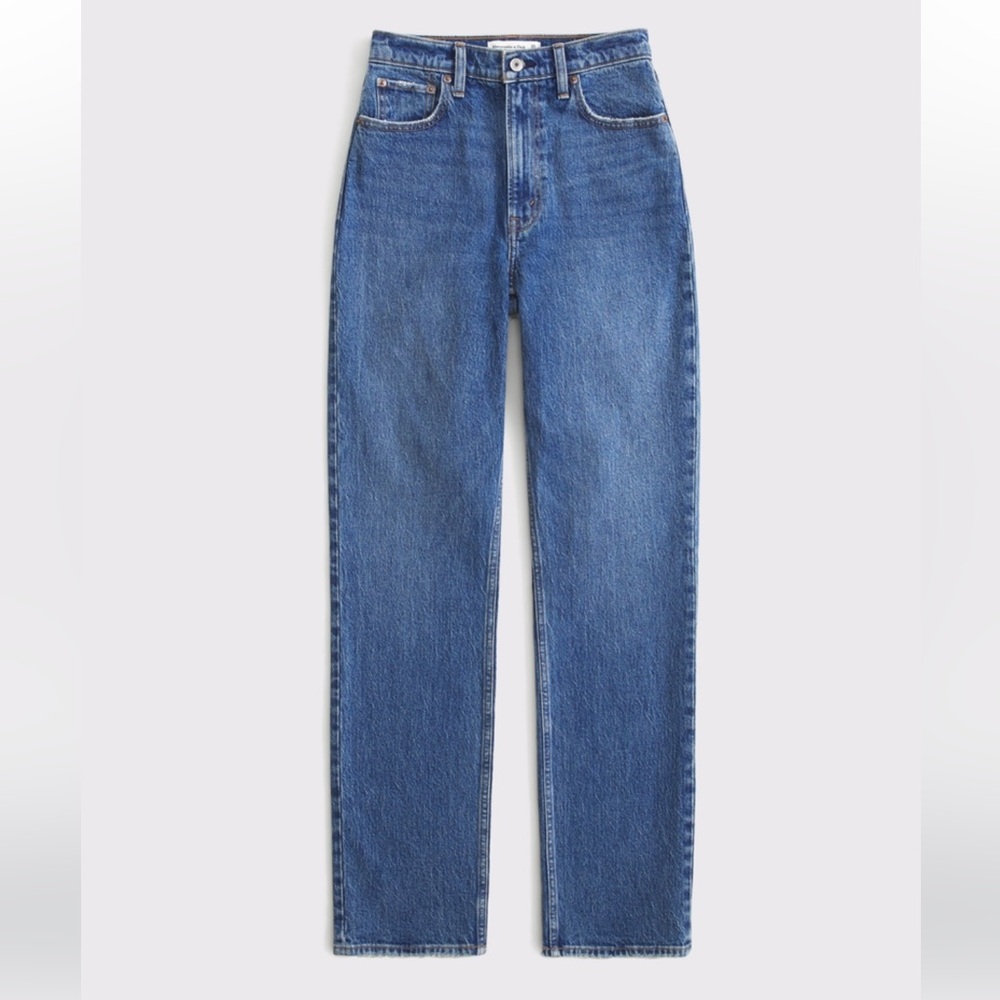 Abercrombie ultra high rise 90’s straight jean with distressed knee